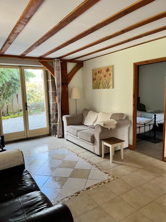 Chez Jallot - Lower Gite Vidaillat Exterior foto